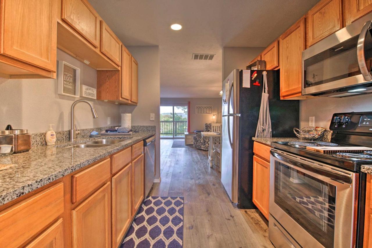 Branson Apartment With Pool - 5 Mi To Marvel Cave! Exterior photo