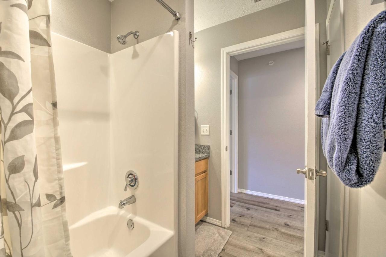 Branson Apartment With Pool - 5 Mi To Marvel Cave! Exterior photo